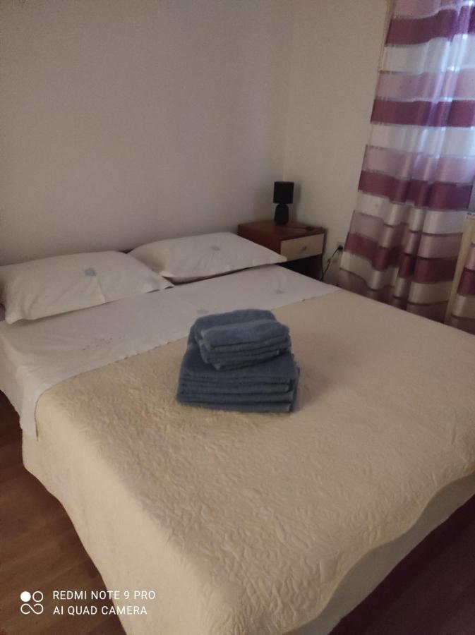 Apartment Knezevic 2 Jadranovo Eksteriør bilde